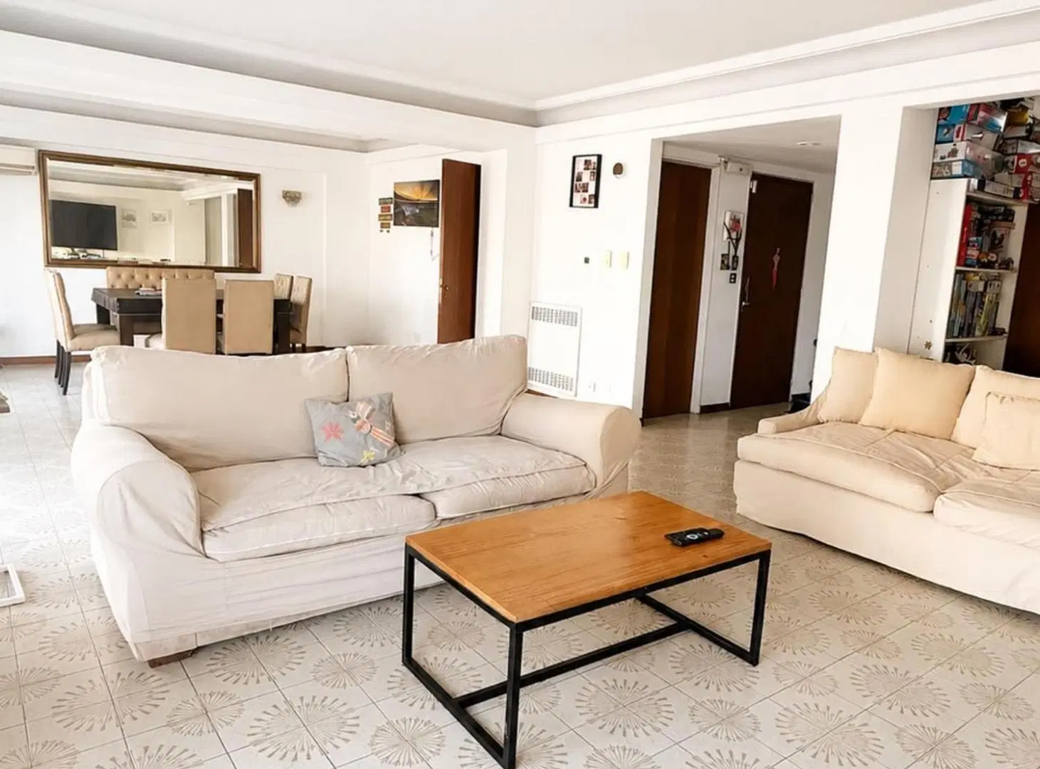 VENTA PISO 6 AMB CON DEP, COCHERA 2 AUTOS FLORES 2