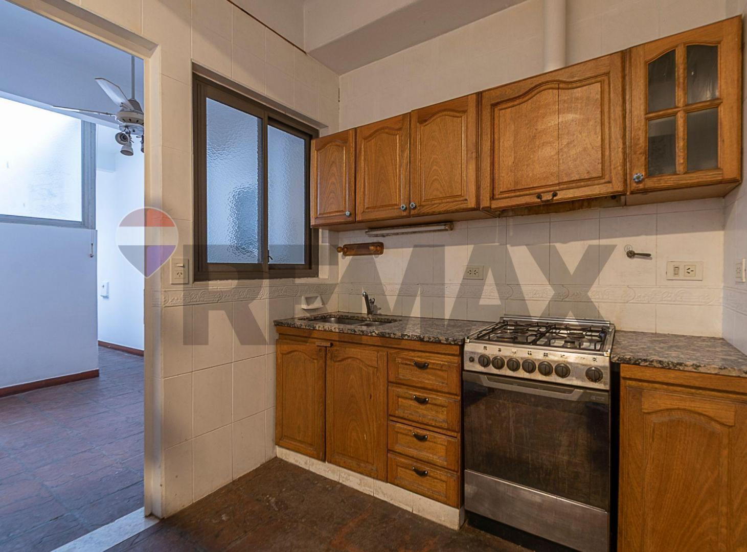 Foto de VENTA DEPTO PISO DE CATEGORIA 5 AMB 171 M2 ALMAGRO, imagen 5