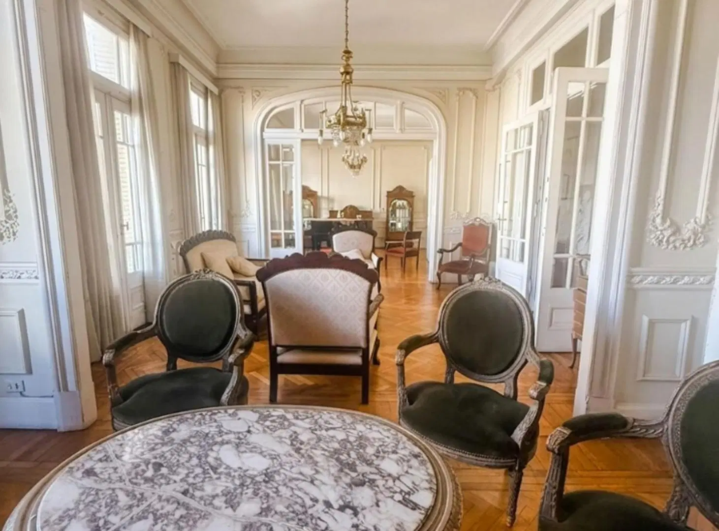 Piso Francés 300m² Estilo y Categoría Congreso 5