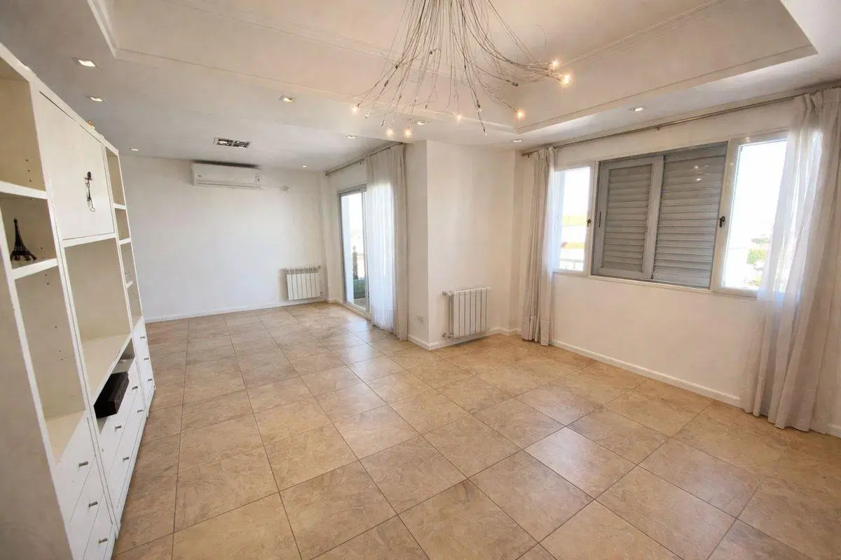 Penthouse 6 amb c/2 coch en Lanús Oeste 8