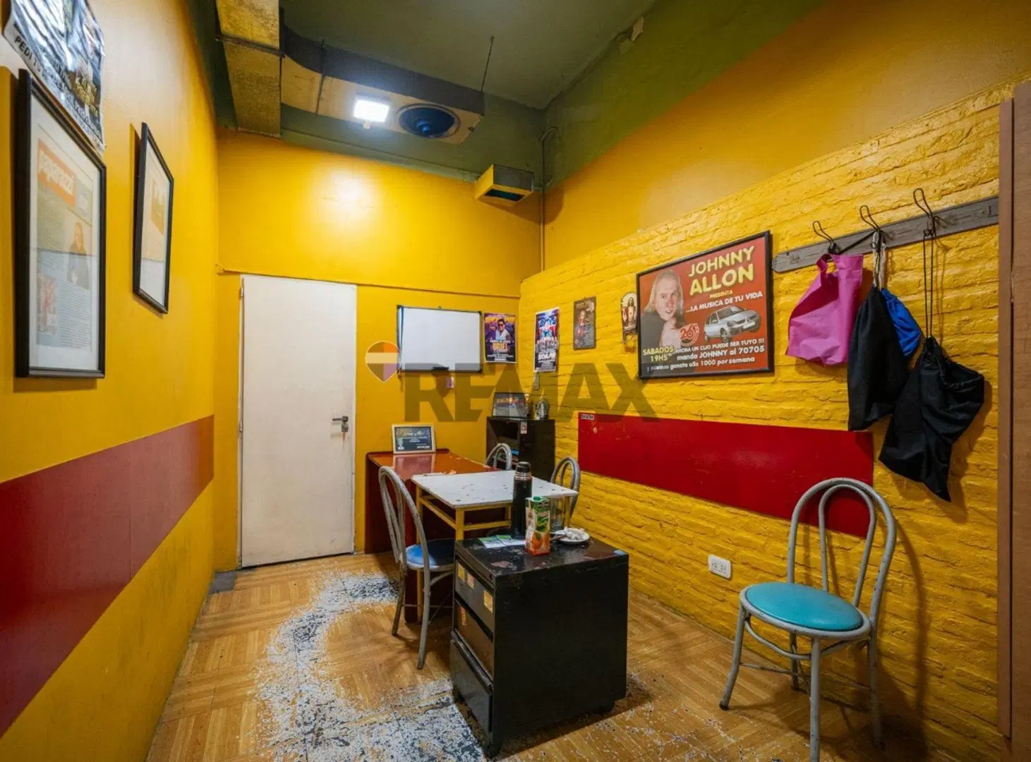local comercial ex boliche bailable. San justo 8