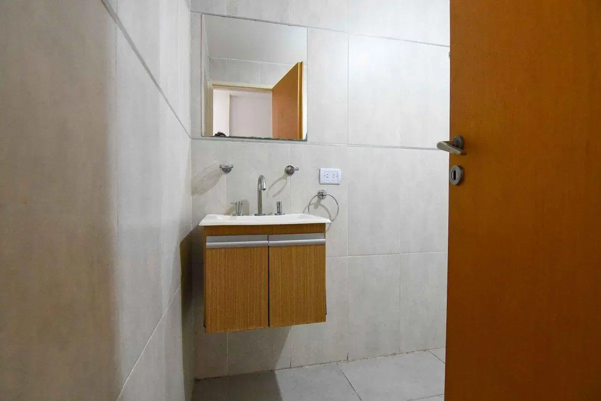 VENTA - Depto 2 ambientes con balcón APTO CREDITO 4