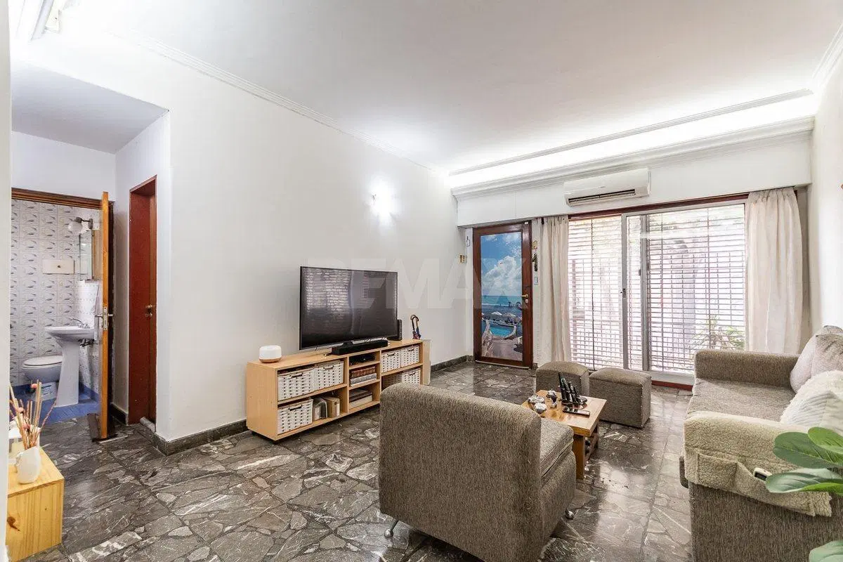 VENTA PH MATADEROS 6 AMBIENTES COCHERA PERMUTA 4