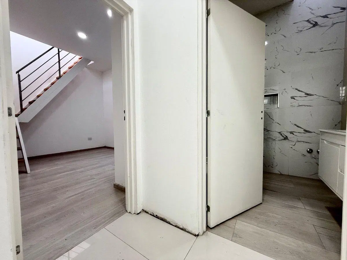 VENTA PH 3 AMB  REFACCIONADO EN LANUS OESTE 4