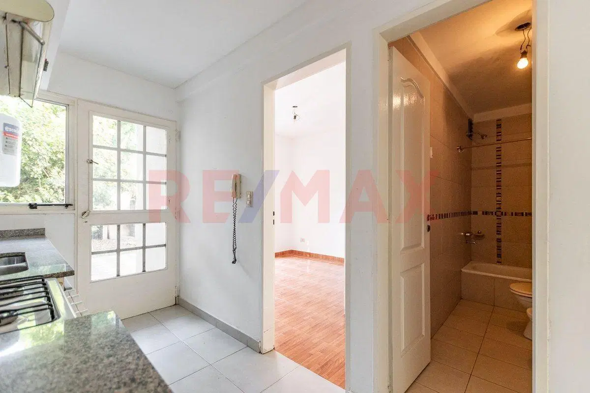VENTA DPTO TIPO PH 2 AMB CON JARDIN Y PARRILLA 2