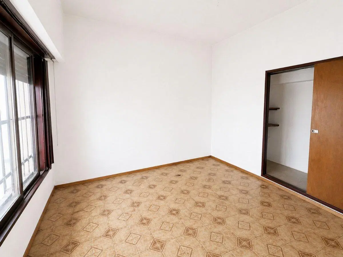 Departamento 2 ambientes con patio sin expensas 8