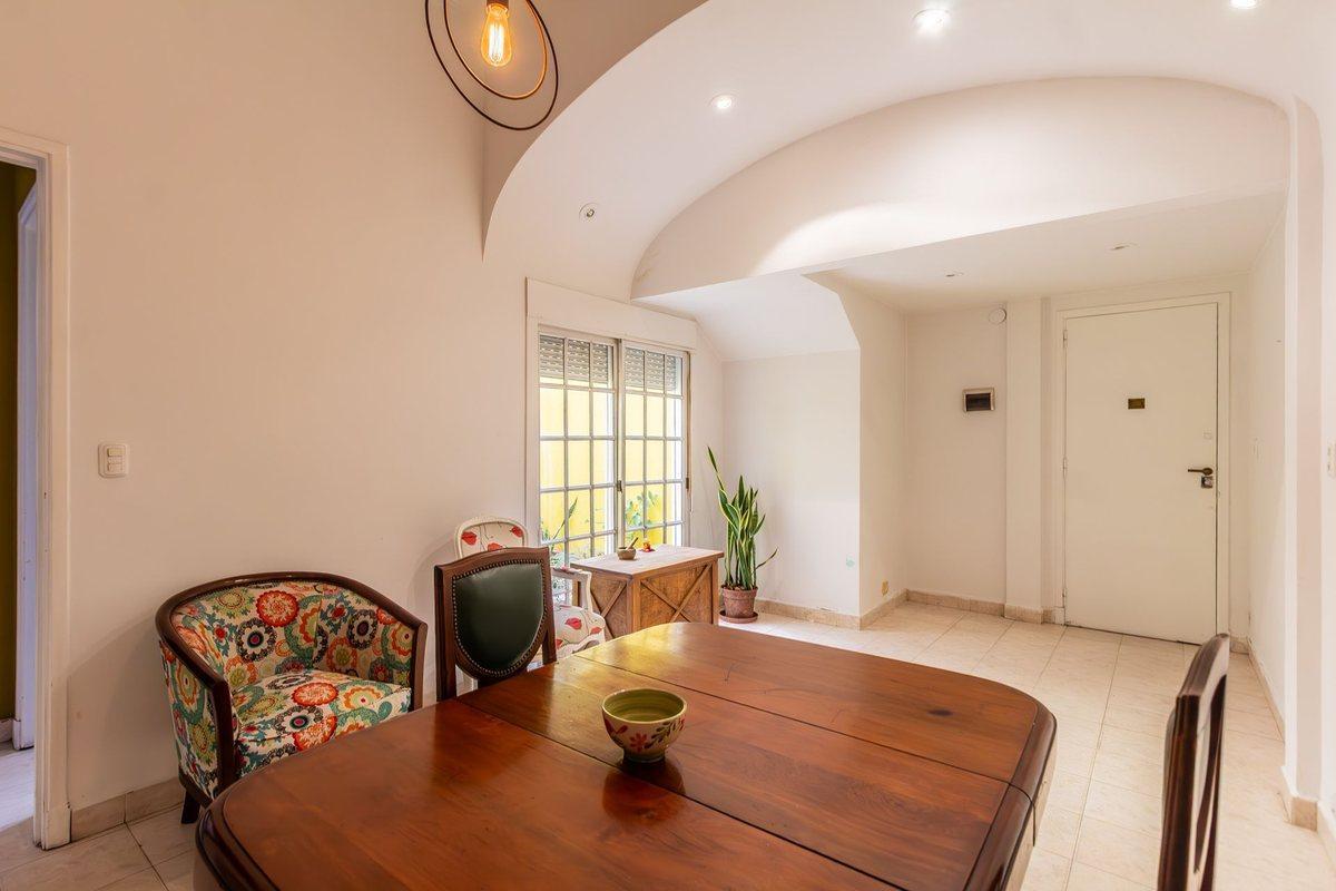 Foto de VENTA PH 3 AMB CON 2 PATIOS -PARQUE CHACABUCO, imagen 2