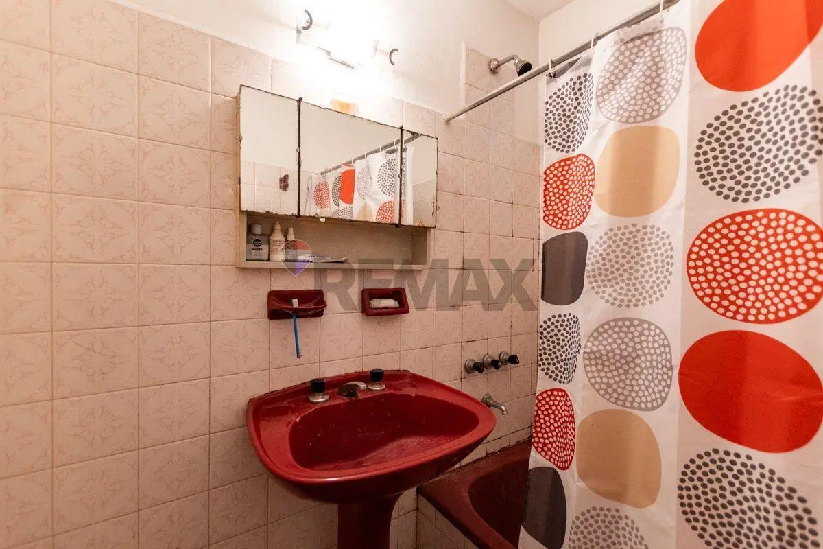 VENTA PH 3 AMB CON PATIO VALENTIN ALSINA CENTRO 8