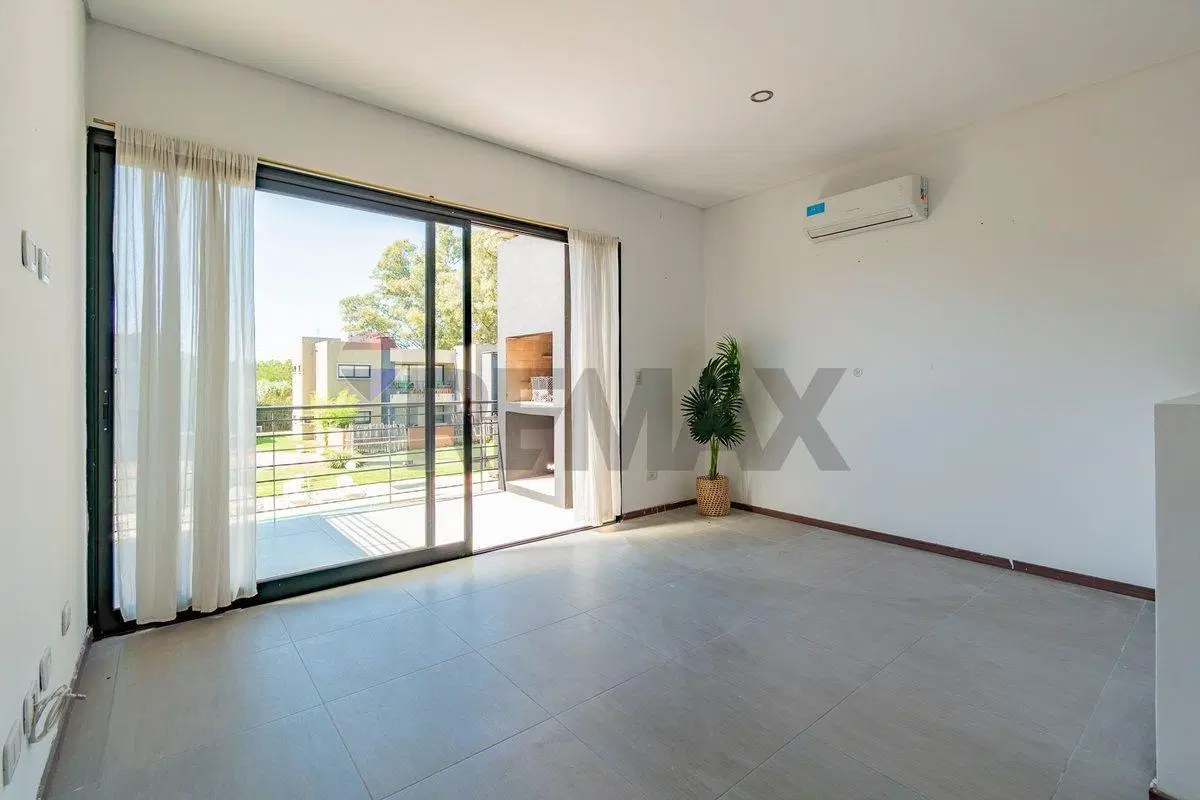 2Amb c/Balcón, Parrilla, Pileta Amenities Canning 2