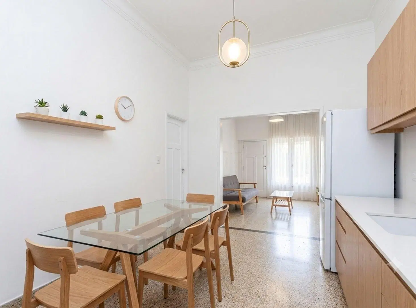 CASA 3AMB APTO CRED JARDIN Y COCHERA LANUS OESTE 4