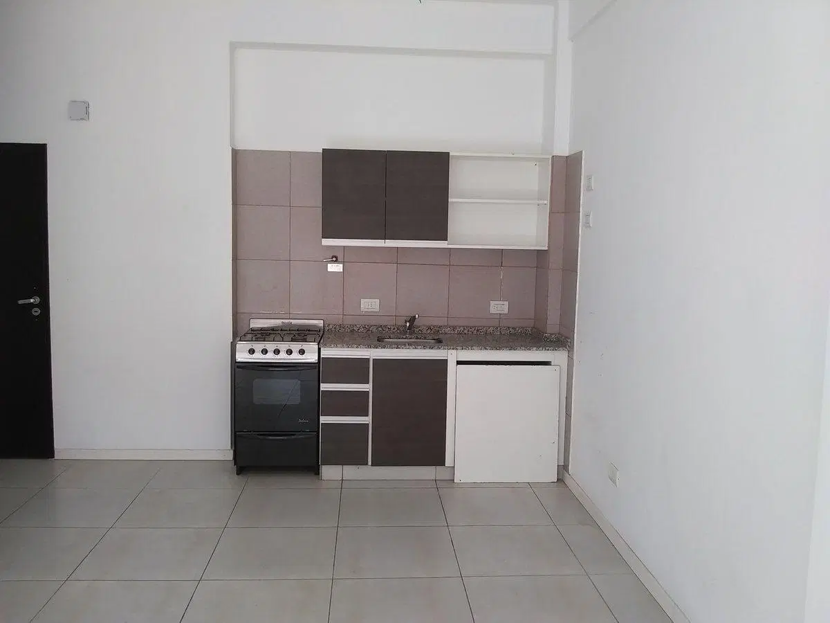 VENTA MONOAMBIENTE CON BALCON FACULTAD AGRONOMIA. 3