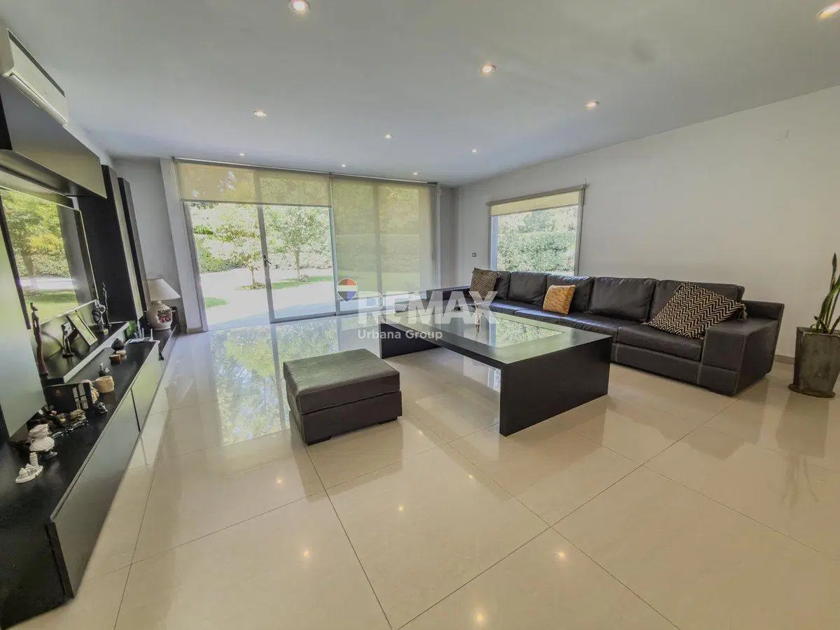 VENTA CASA 4 AMBIENTES PREMIUM – PARQUE LELOIR 5