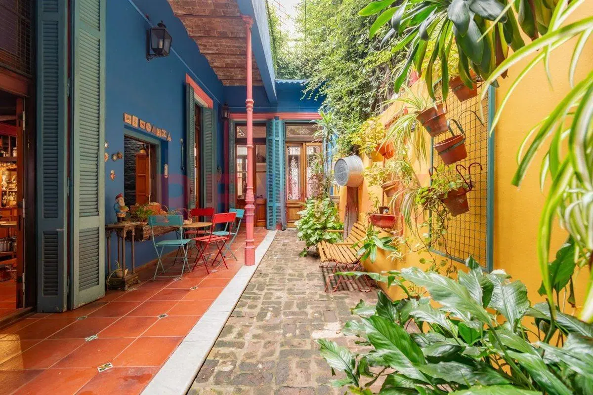 VENTA CASA 7 AMB. EN CABALLITO CON PATIO Y TERRAZA 5