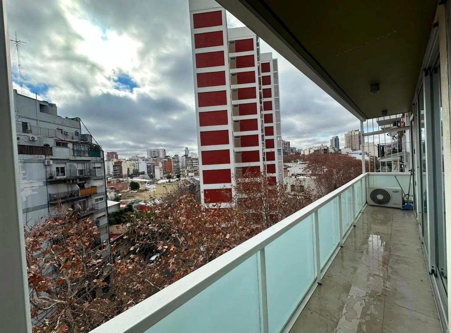 ALQUILER DEPTO 2 AMB CON BALCON CORRIDO Y COCHERA 8