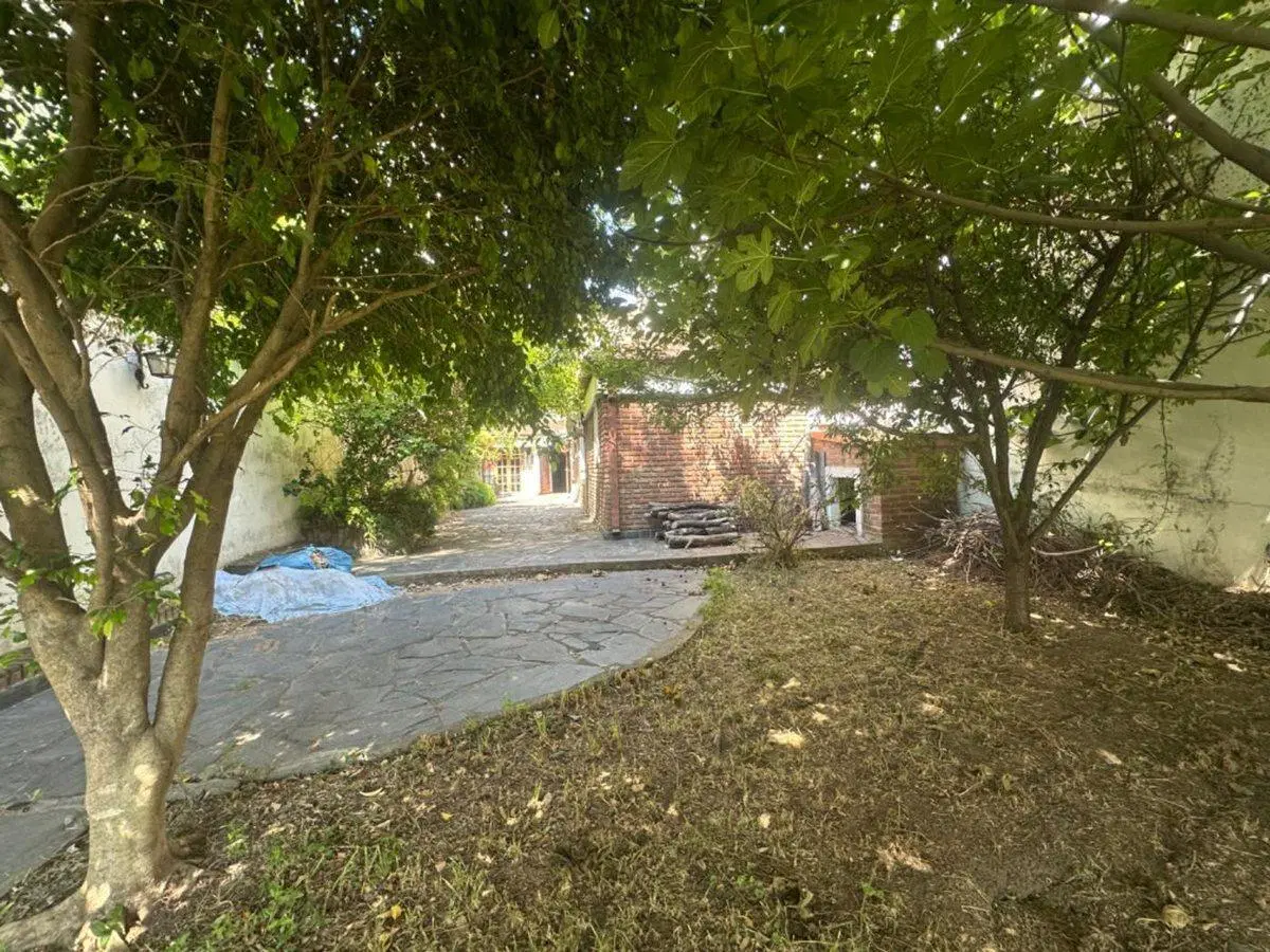 VENTA CASA PARQUE GARAGE Y QUINCHO 3