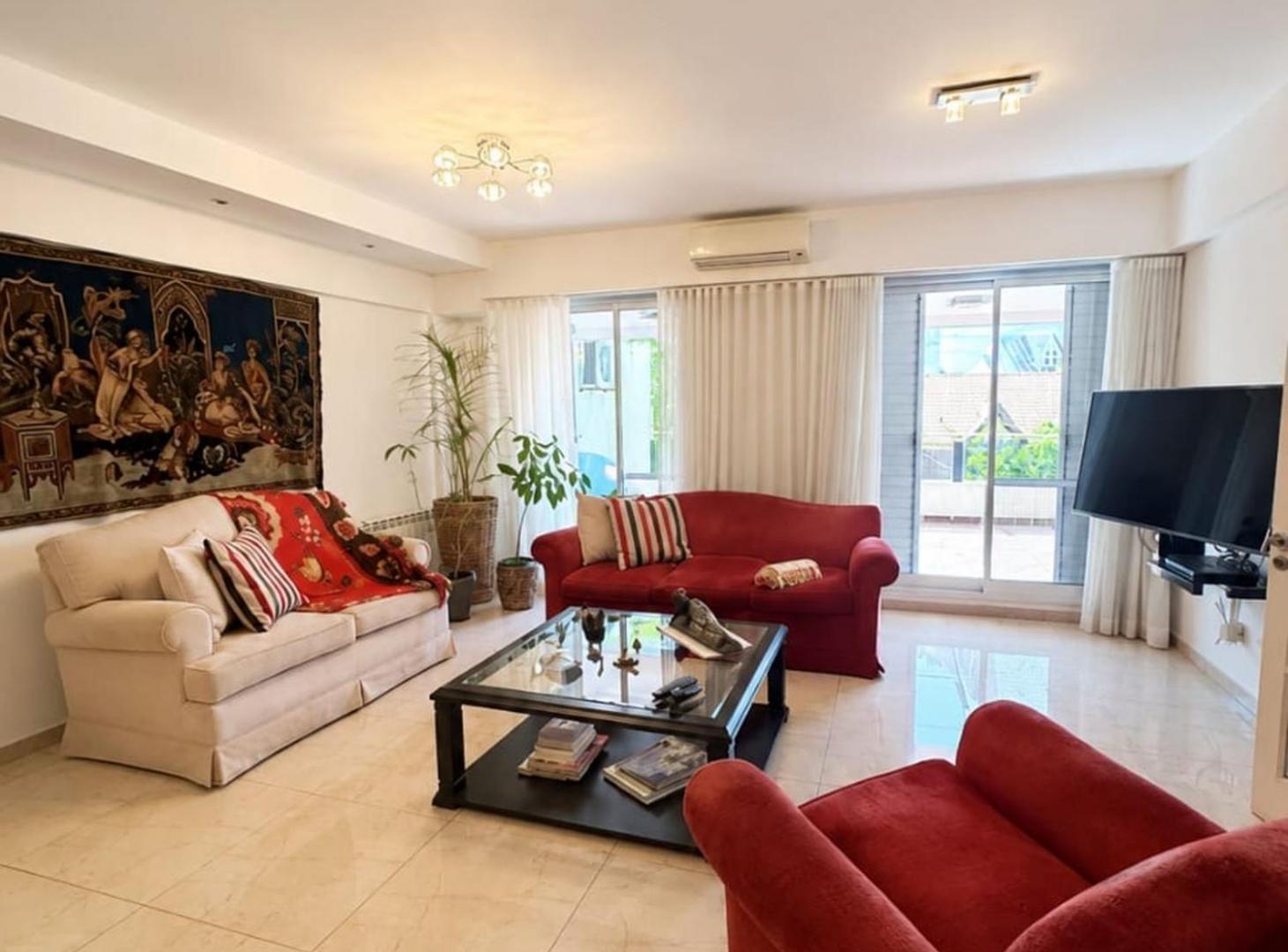 Foto de VENTA DUPLEX 4 AMB QUINCHO COCHERA PILETA LINIERS, imagen 1