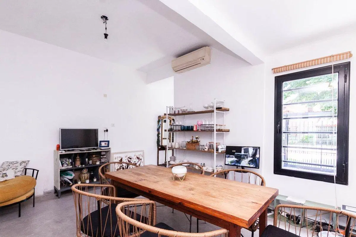 VENTA CASA 4 AMB REFACCIONADA C/TERRAZA BURZACO 3