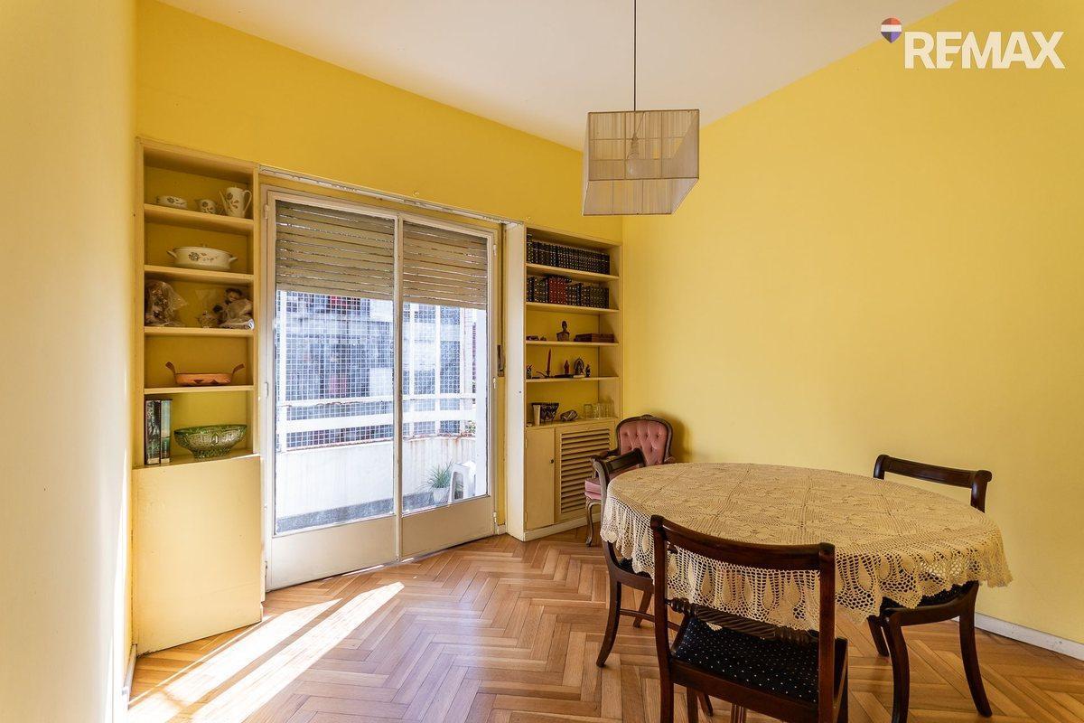 Foto de VENTA DEPTO 2 AMB CON BALCON CORRIDO, imagen 2