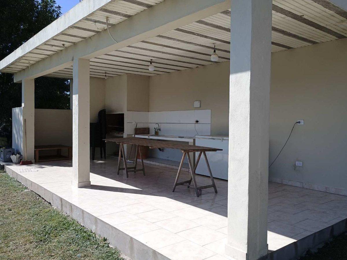 Foto de VENTA CASA QUINTA PILETA TERRENO VIRREY DEL PINO, imagen 1
