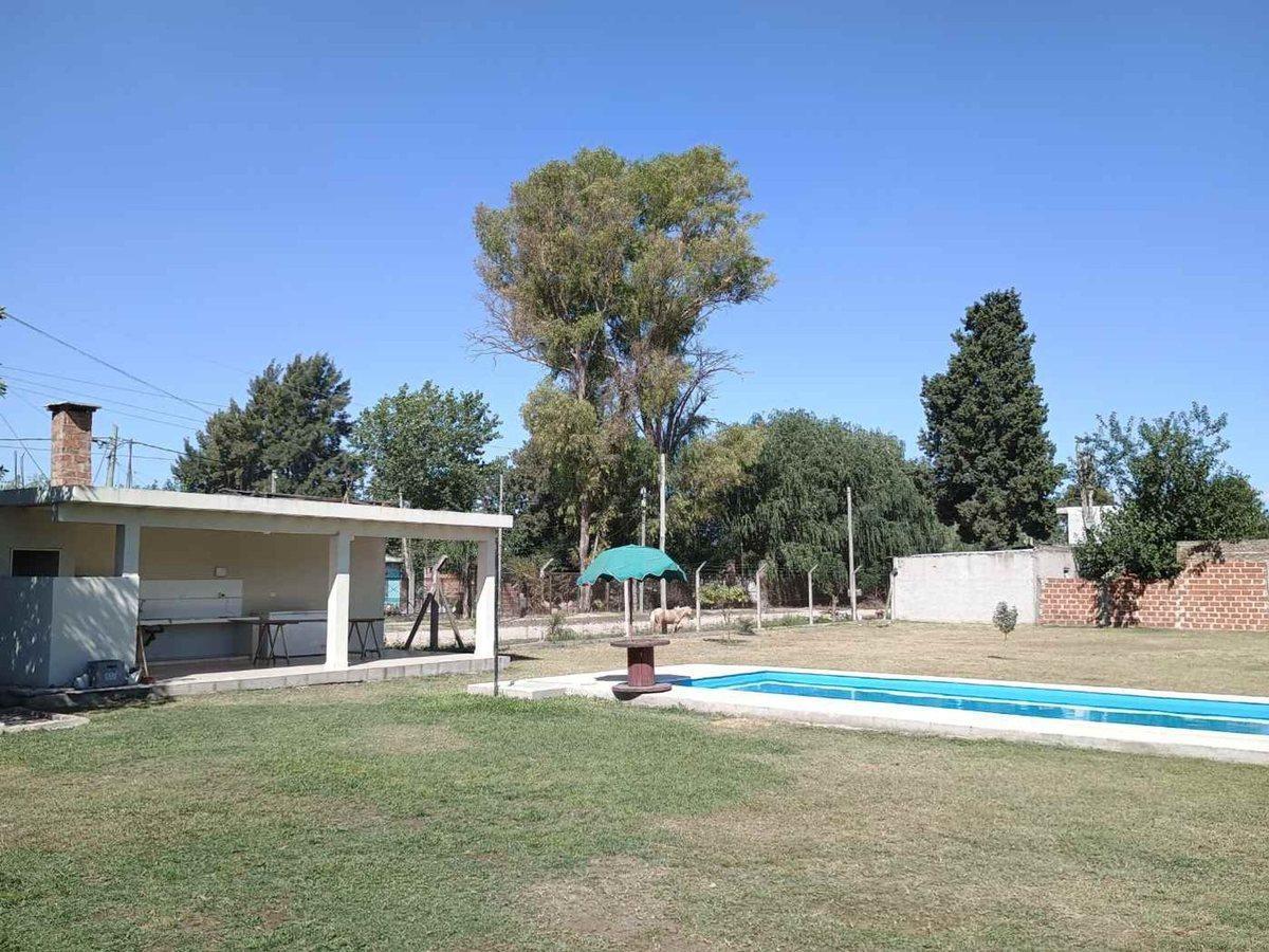 Foto de VENTA CASA QUINTA PILETA TERRENO VIRREY DEL PINO, imagen 5