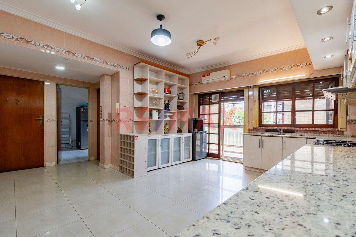Foto de EXCELENTE PISO CON PATIO Y BALCON EN SAN CRISTOBAL, imagen 4