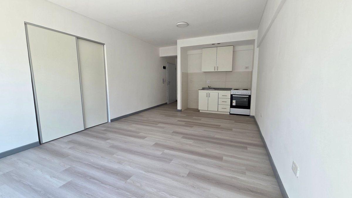 Foto de VENTA HERMOSO MONOAMBIENTE CON BALCON EN CABALLITO, imagen 2