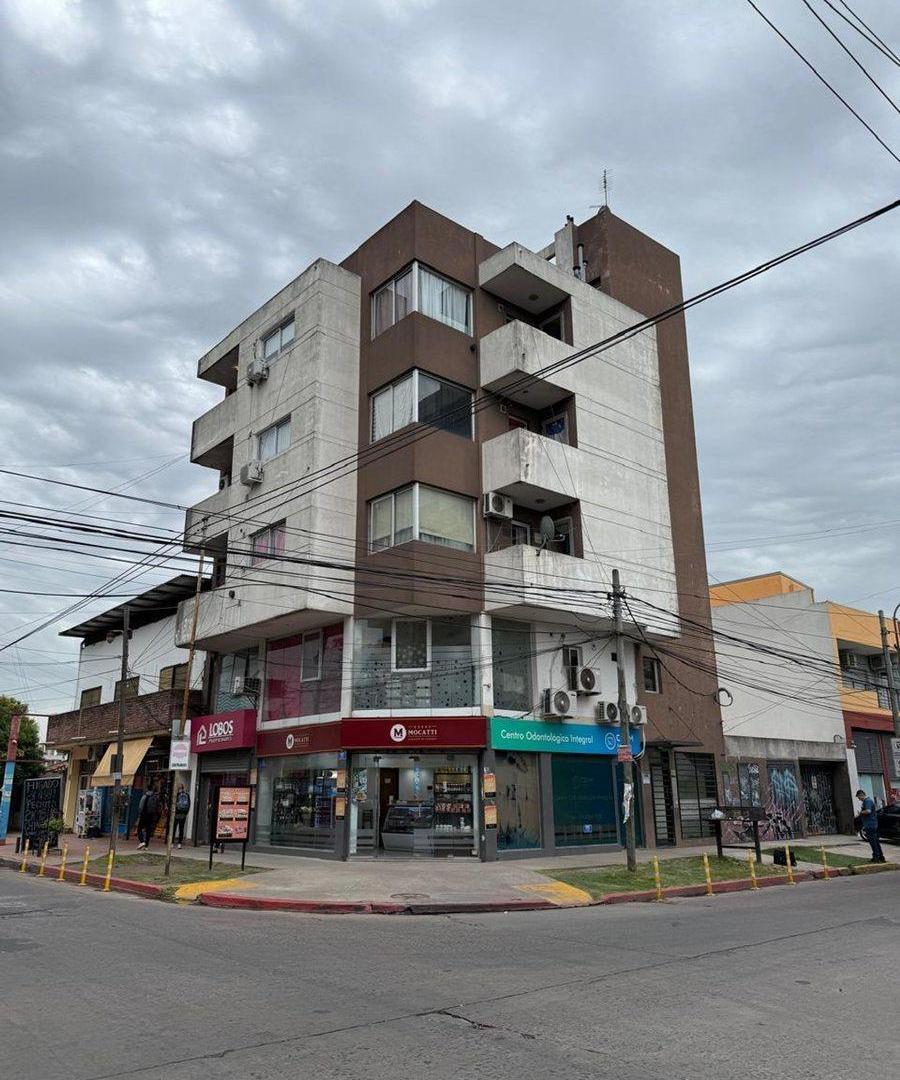 Foto de VENTA OFICINA 30 M. C/ BALC. MORENO CENTRO A/CRED, imagen 2