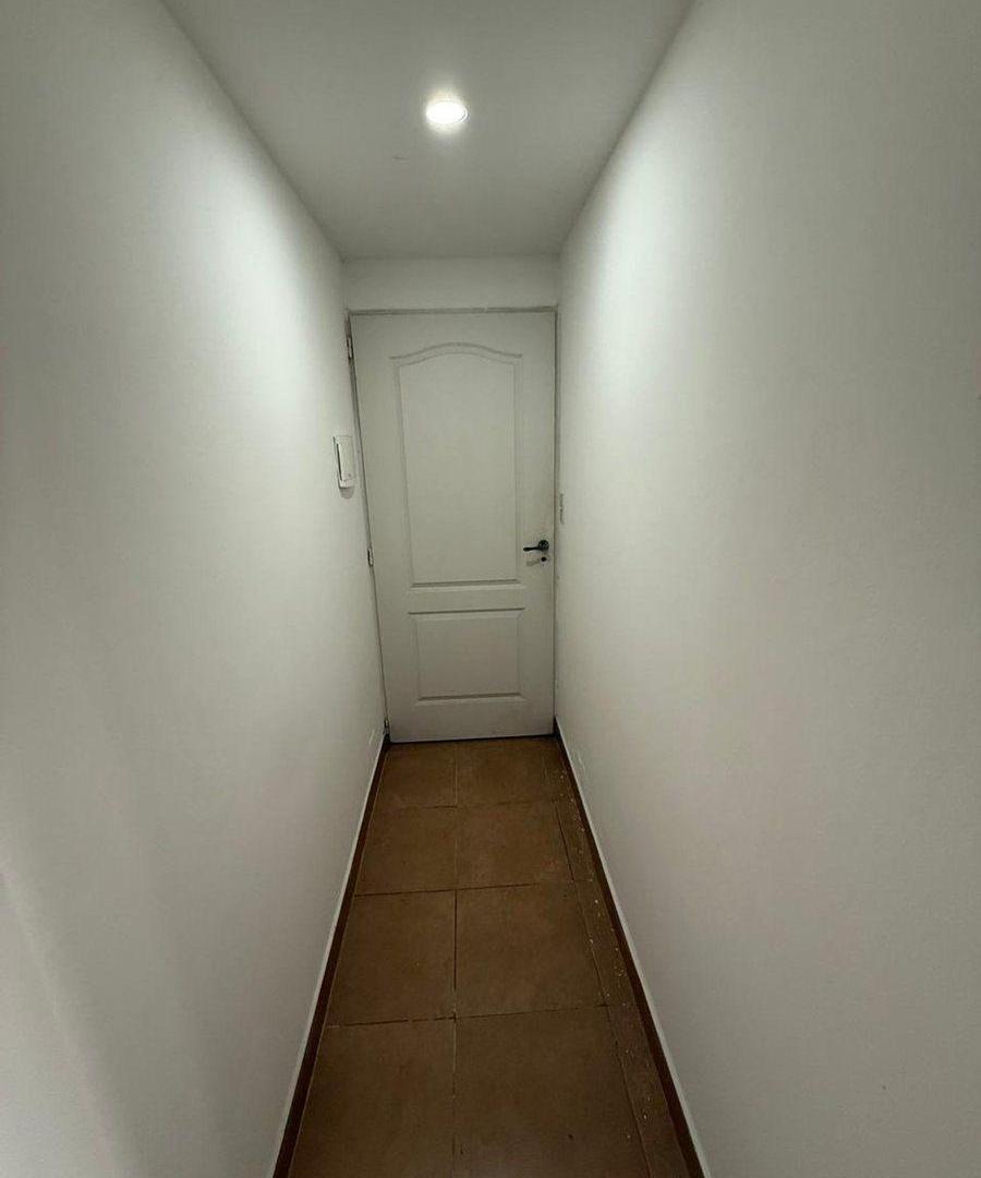 Foto de VENTA OFICINA 30 M. C/ BALC. MORENO CENTRO A/CRED, imagen 5