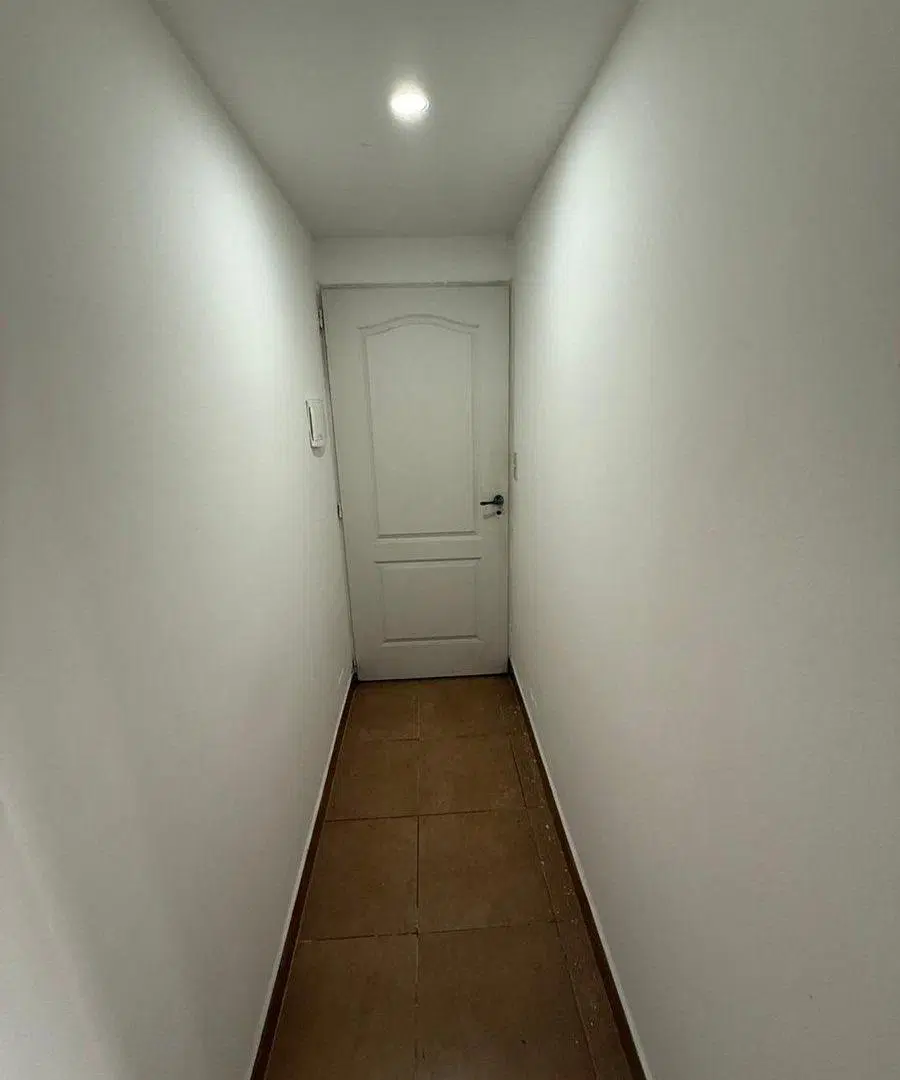 VENTA OFICINA 30 M. C/ BALC.  MORENO CENTRO A/CRED 5