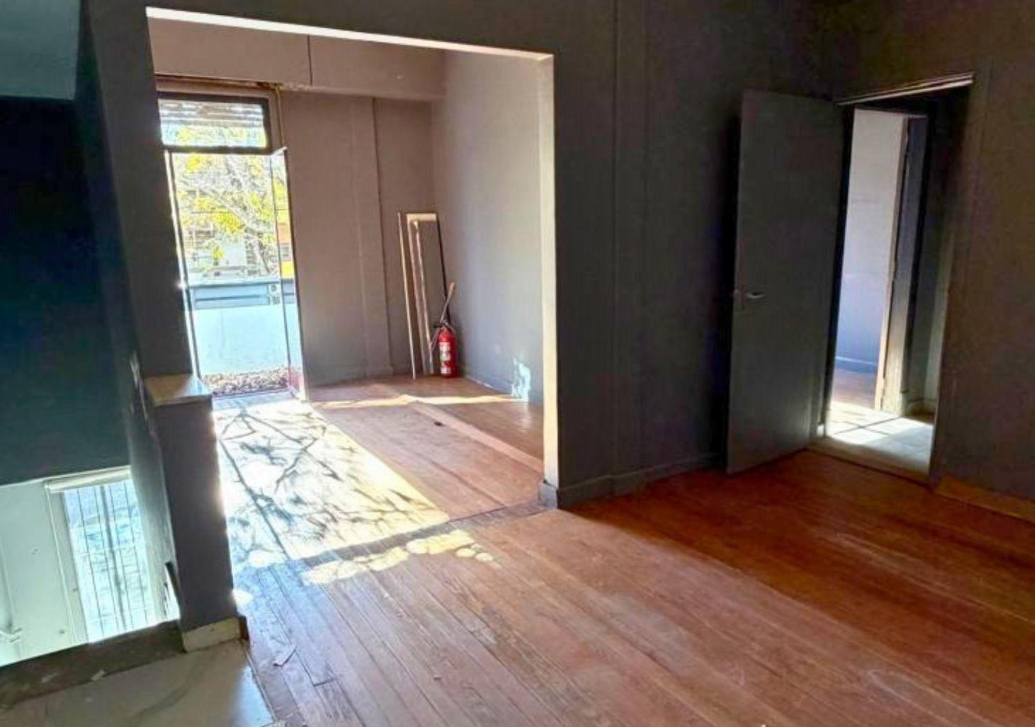 Foto de Casa 6 Amb a Refaccionar en Núñez, imagen 1