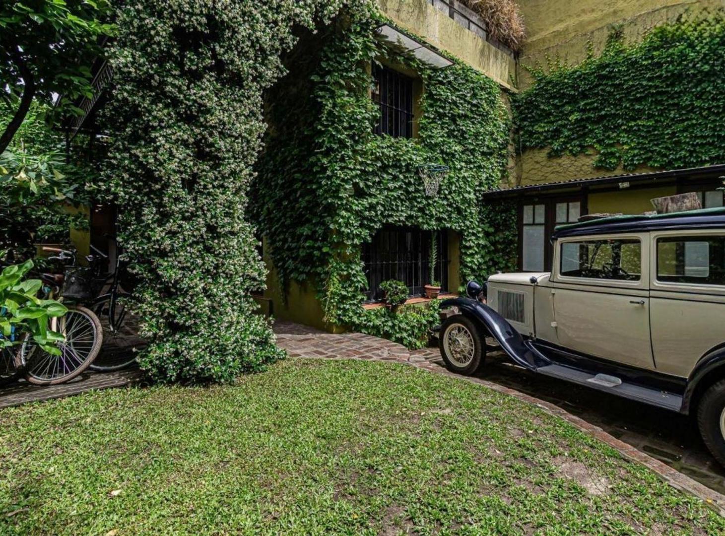 Foto de VENTA CASA 5 AMB JARDIN COCHERA VILLA URQUIZA, imagen 4