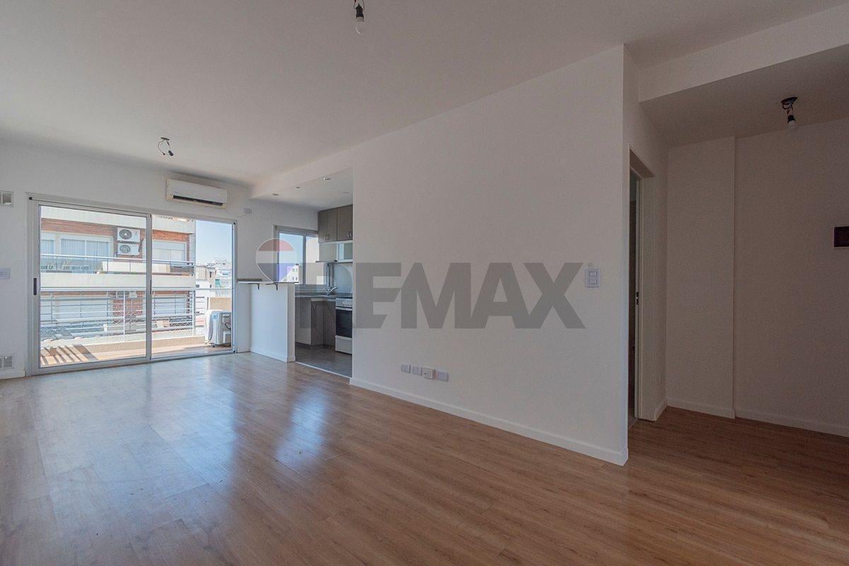 Depto. en Venta 2 Amb  Villa Santa Rita + Cochera
