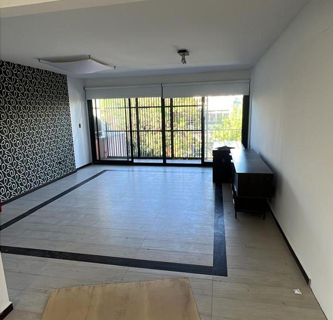 Foto de VENTA DEPTO MONOAMBIENTE CON C0CHERA, imagen 5