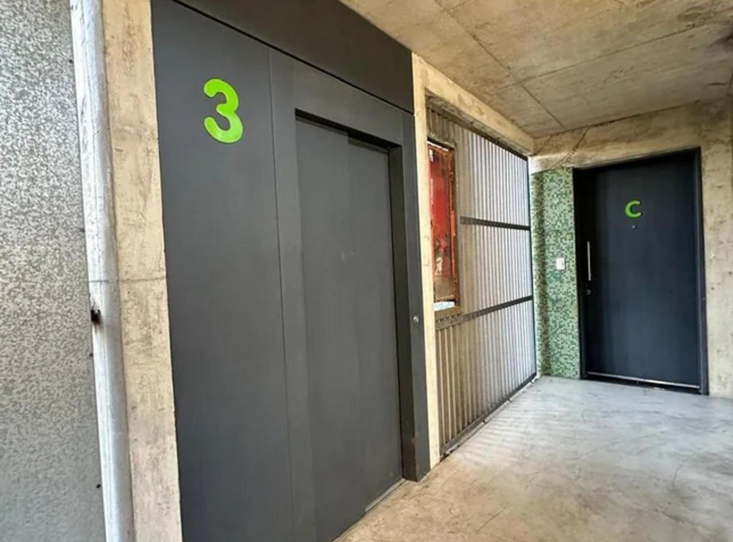 Foto de VENTA DEPTO MONOAMBIENTE CON C0CHERA, imagen 4
