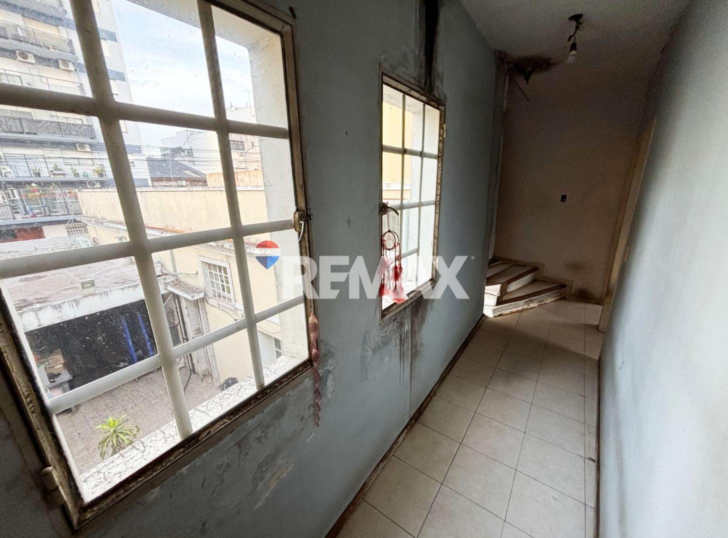 Foto de VENTA CASA - LOTE PROPIO - PARA REFACCIONAR, imagen 4