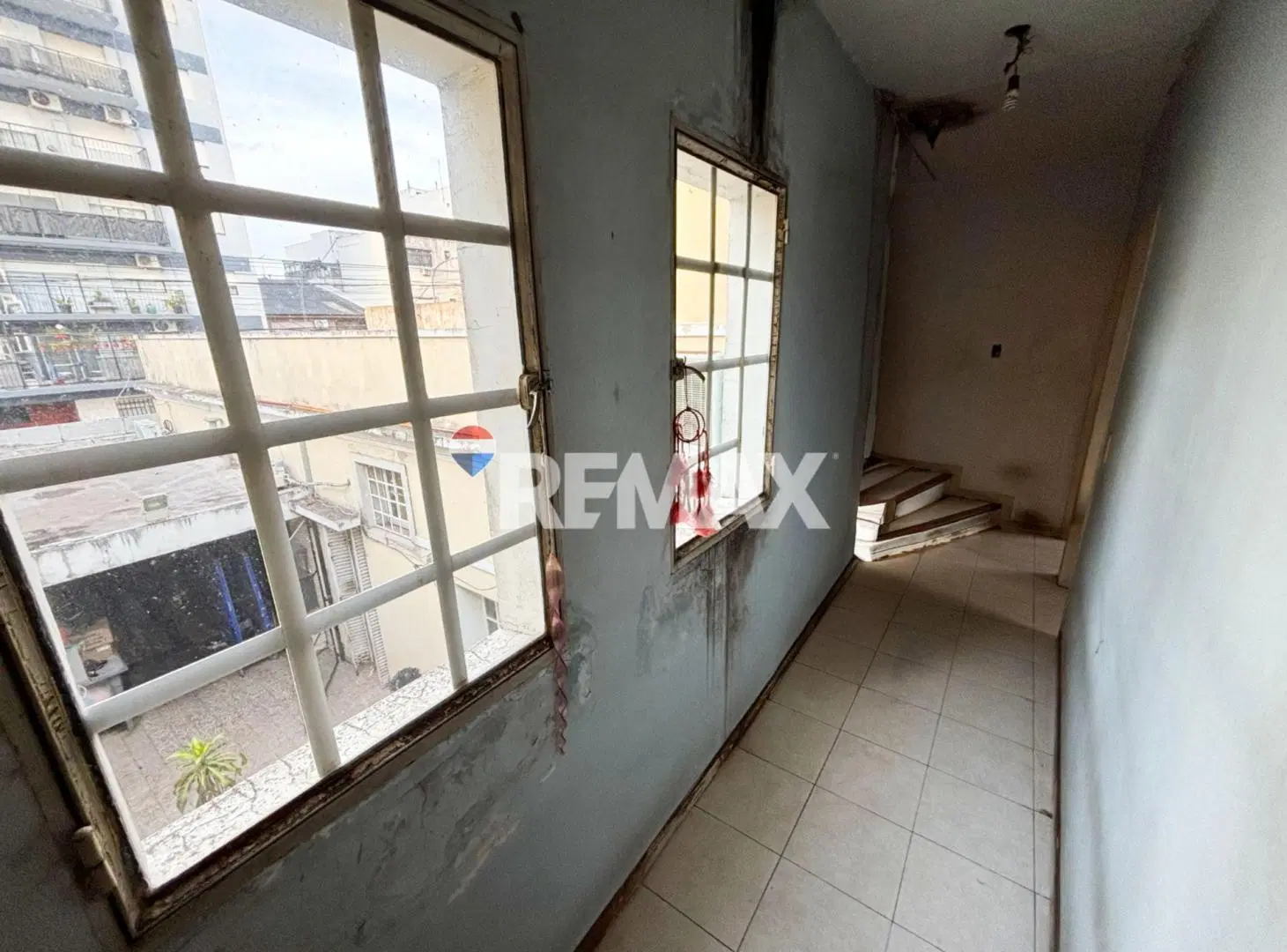VENTA CASA - LOTE PROPIO - PARA REFACCIONAR 4