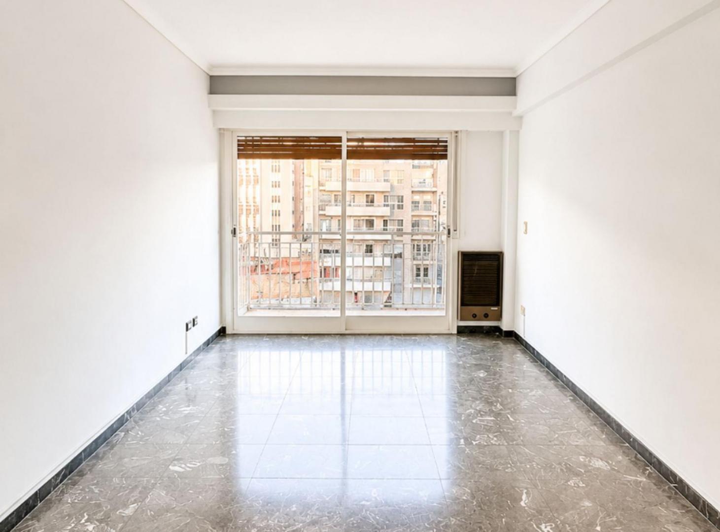 Foto de VENTA DPTO 3 AMB CON BALCON, FLORES AV SAN PEDRITO, imagen 2