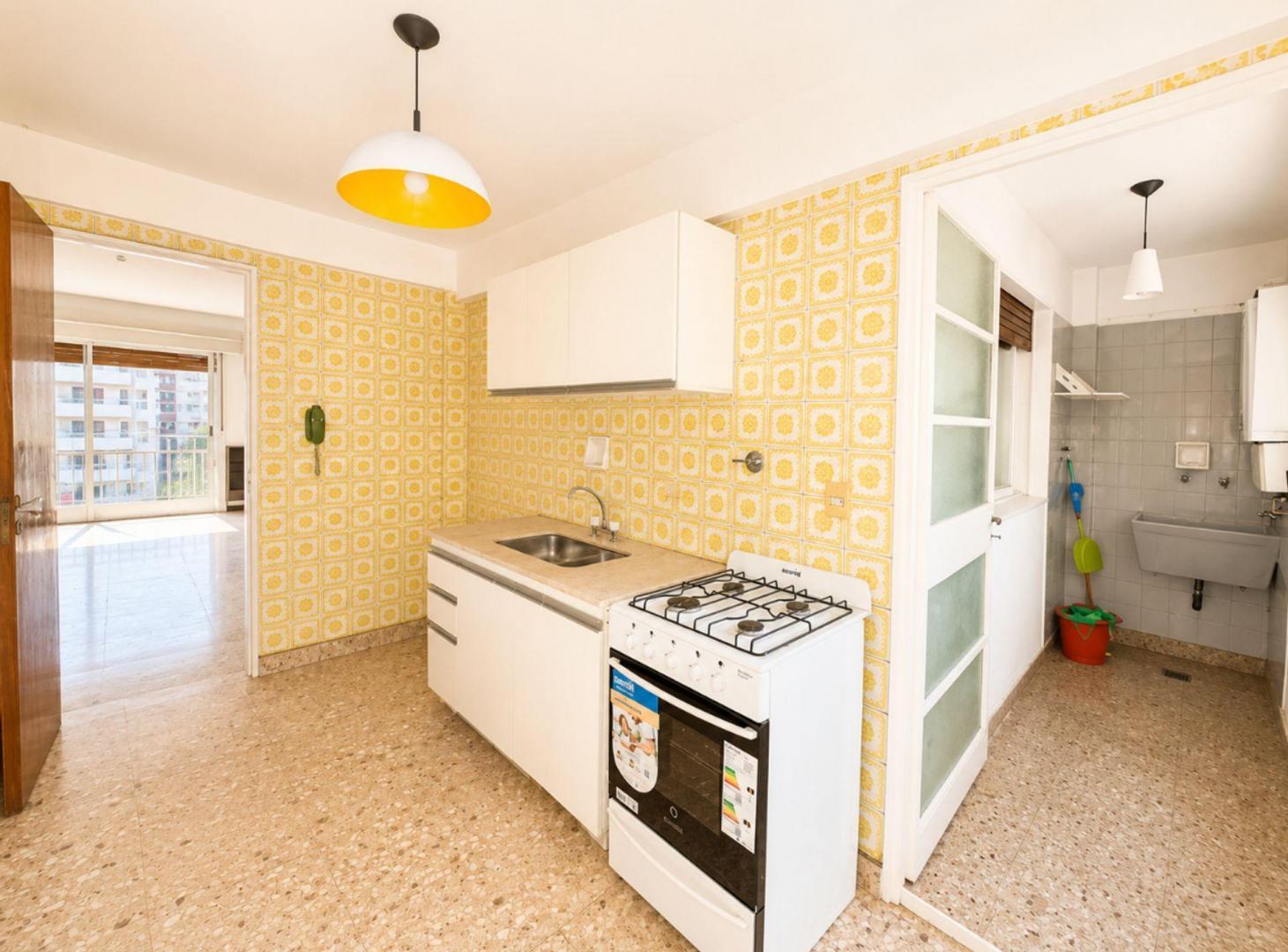 Foto de VENTA DPTO 3 AMB CON BALCON, FLORES AV SAN PEDRITO, imagen 5
