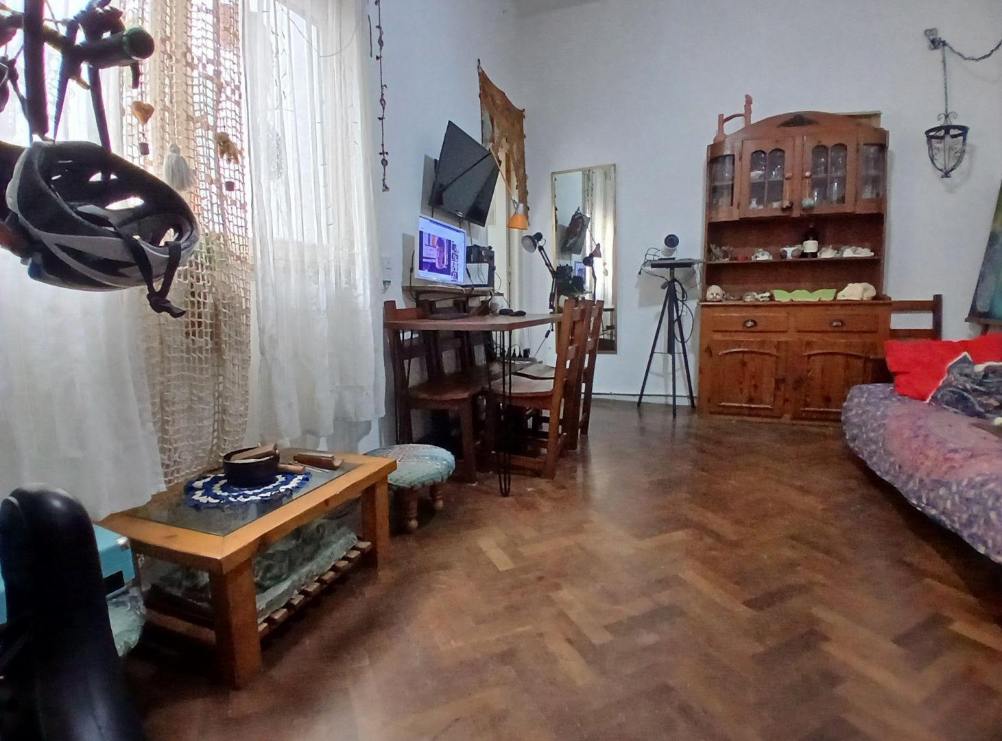 Foto de Venta PH 2amb luminoso- Monserrat, imagen 2