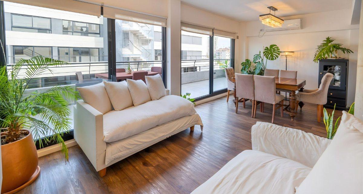 Foto de 3 Amb c/ Cochera, Balcón y Amenities en Flores, imagen 1