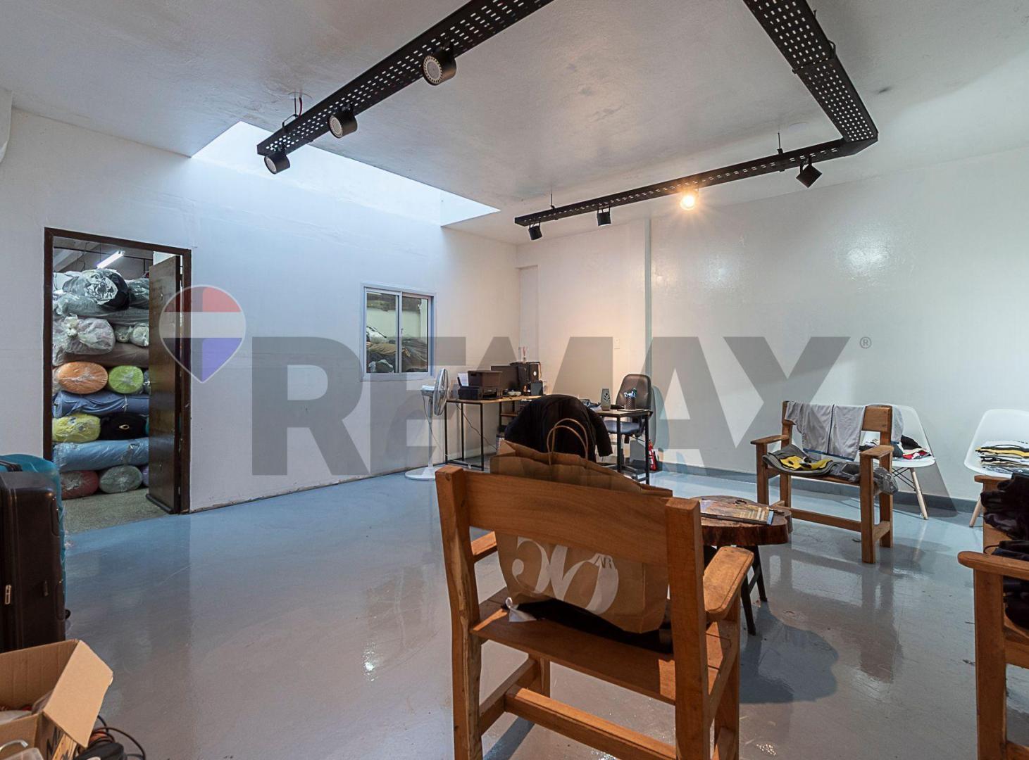 Foto de TALLER/DEPOSITO/SOTANO COMERCIAL EN FLORES NORTE, imagen 1