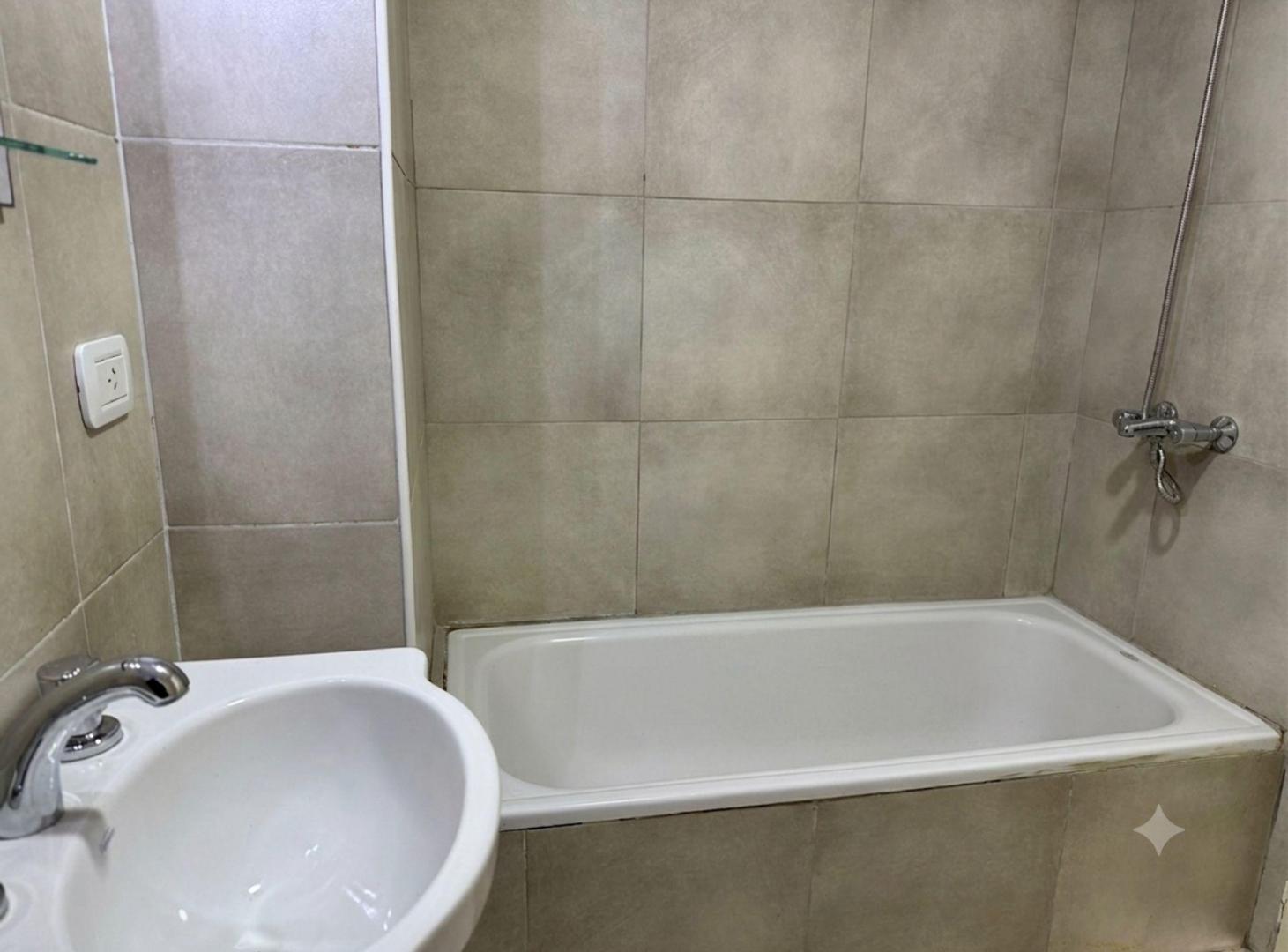 Foto de VENTA MONOAMBIENTE MODERNO COCHERA SAN CRISTOBAL, imagen 5