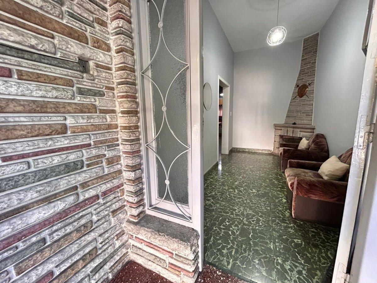 Foto de VENTA CASA 4 AMB JARDÍN GARAGE Y QUINCHO GERLI, imagen 4