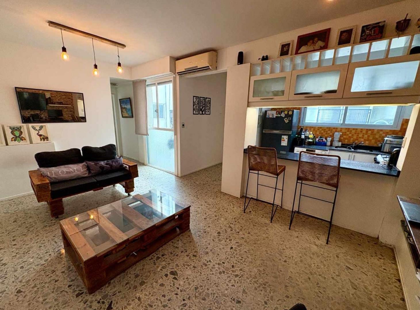 Foto de DEPTO VENTA 2 AMB BARRACAS, imagen 1