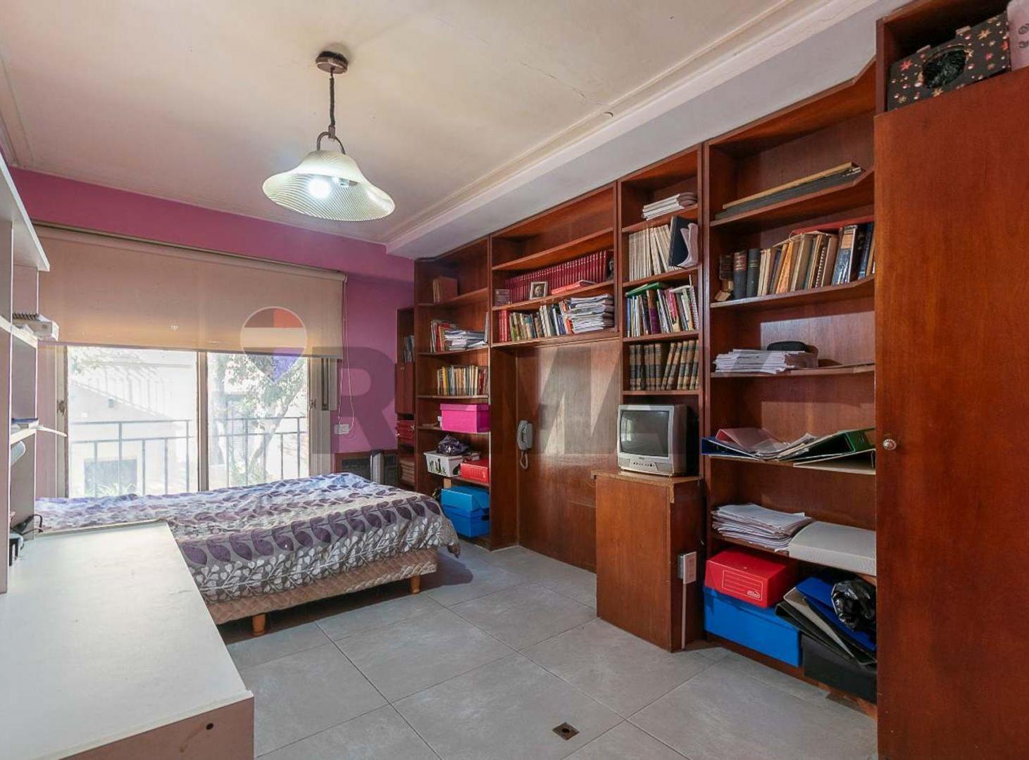 Foto de CASA EN VENTA - 5 AMBIENTES - POMPEYA, imagen 3