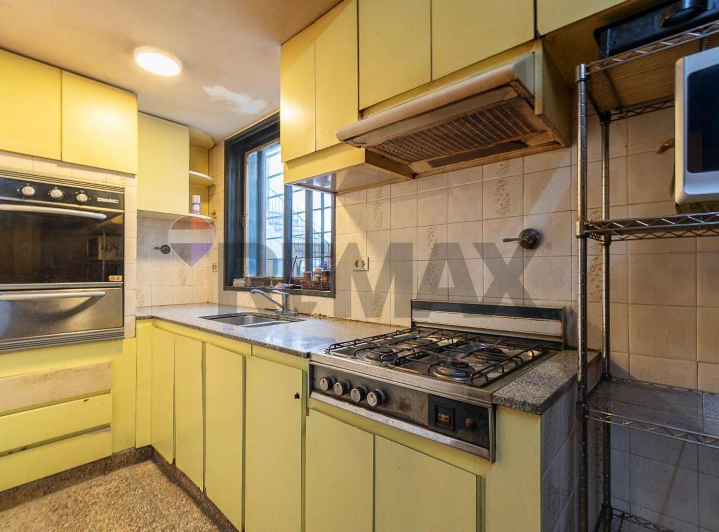 Foto de CASA EN VENTA - 5 AMBIENTES - POMPEYA, imagen 2