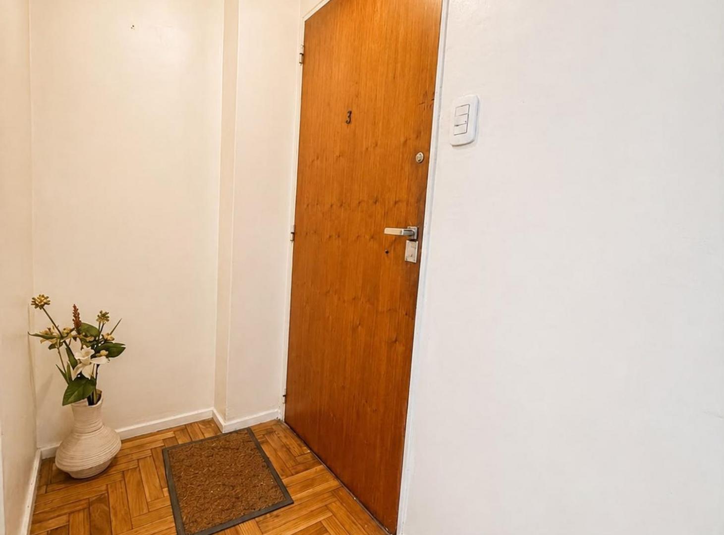 Foto de VENTA 3 AMB. CON BALCON EN PALERMO APTO PROF., imagen 2