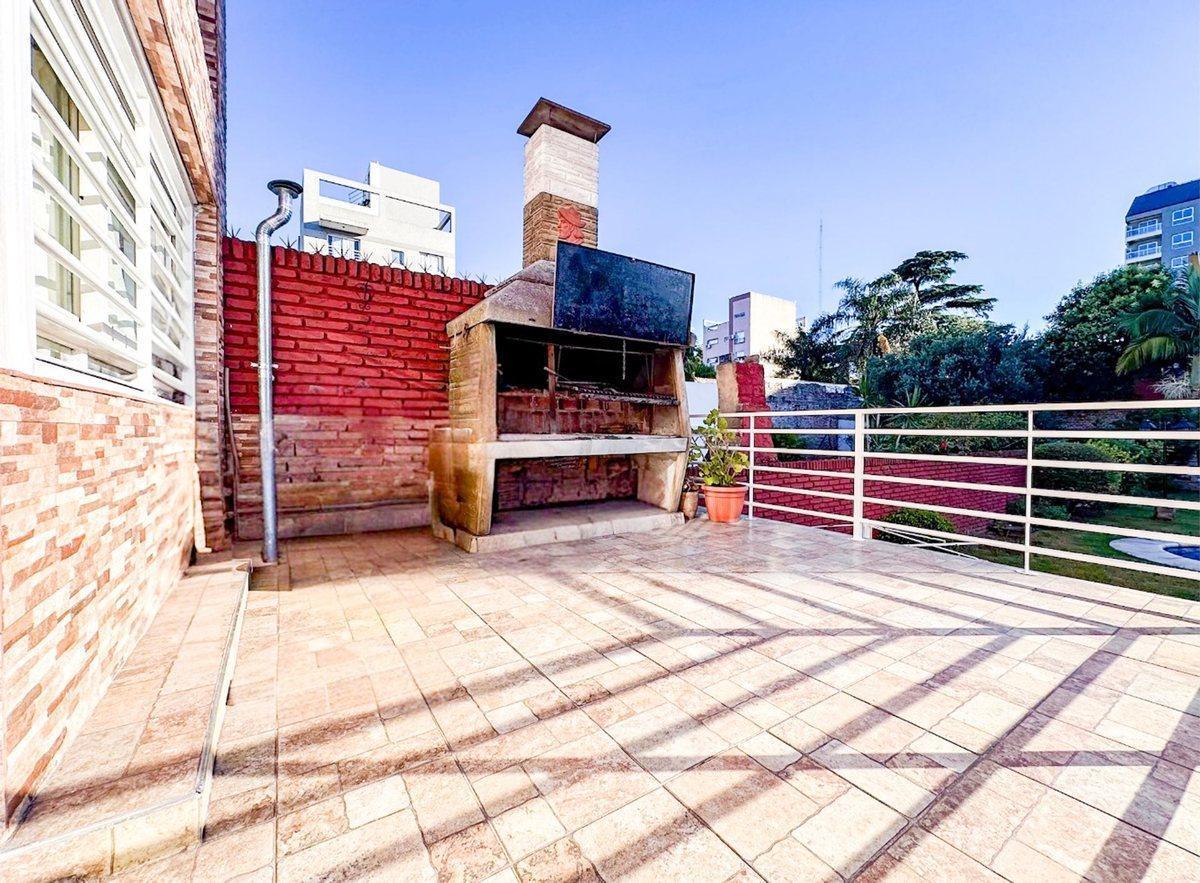 Foto de Casa en venta San Justo | Parque, pileta y jacuzzi, imagen 2