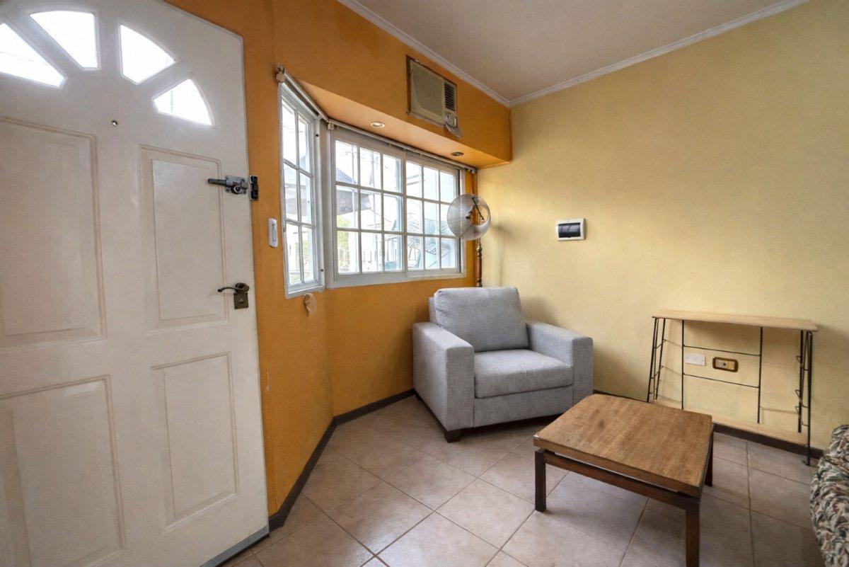 Foto de VENTA PH 3 AMB. C/ JARDÍN Y COCHERA .LANÚS.PERMUTA, imagen 2