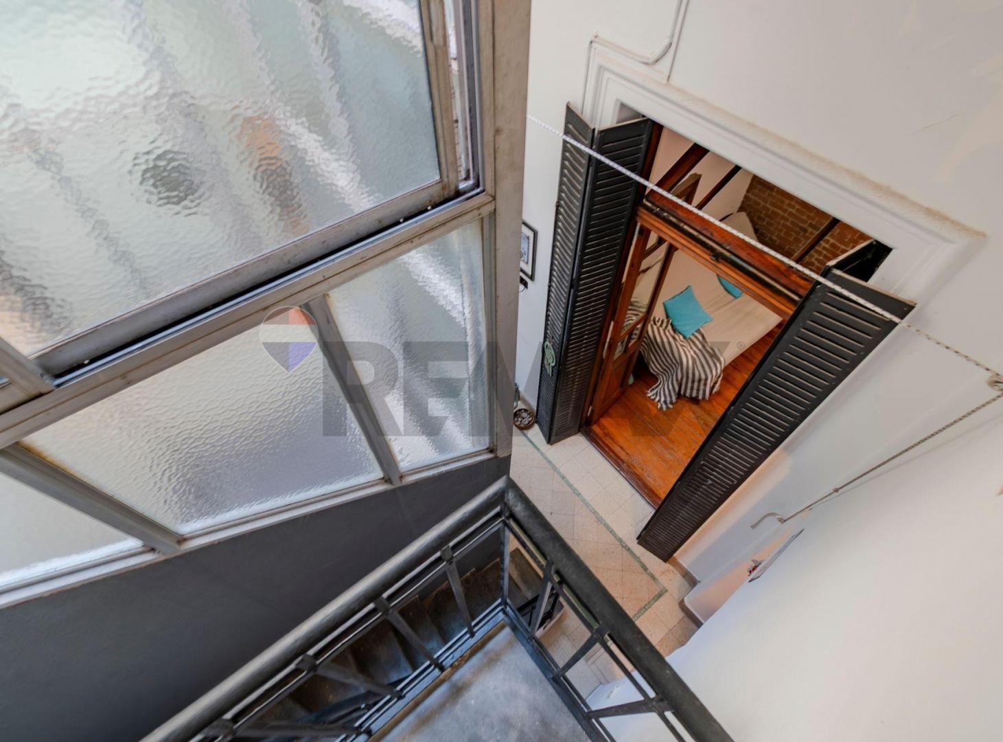 Foto de VENTA PH 3 AMBIENTES - MONTSERRAT, imagen 1
